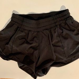 Lululemon Hotty Hot Short size 6